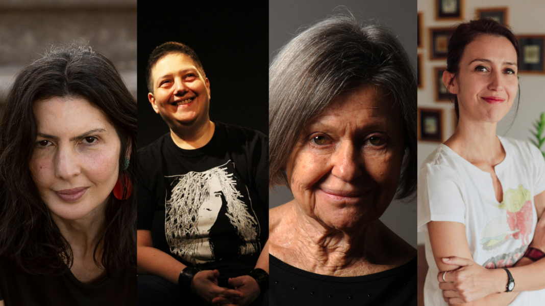 Público participando en una actividad cultural en el Centro Cultural Parque de España de Rosario.