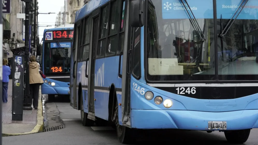 Gráfico estadístico mostrando la evolución del consumo de servicios públicos en la provincia de Santa Fe