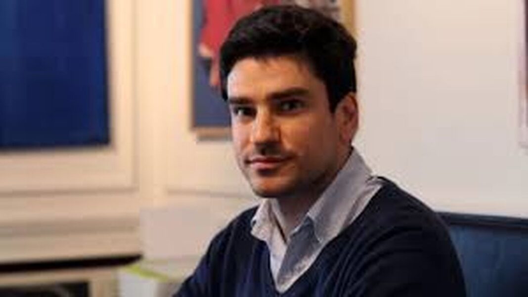 Lorenzo Sigaut Gravina, economista de la consultora Equilibra, durante una presentación de análisis macroeconómico.