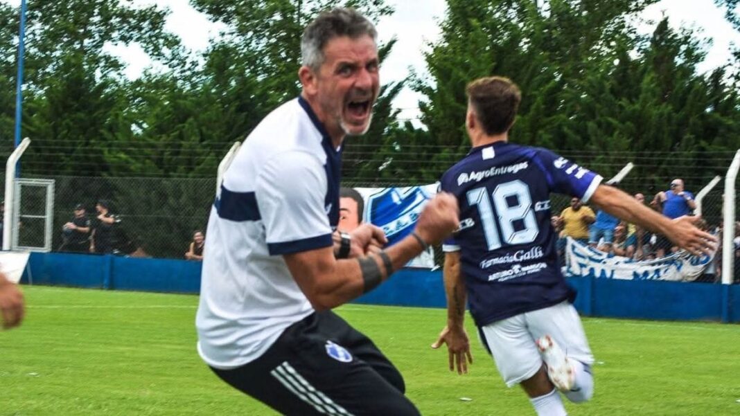 Horacio Vailatti, entrenador de fútbol, candidato a dirigir Central Córdoba