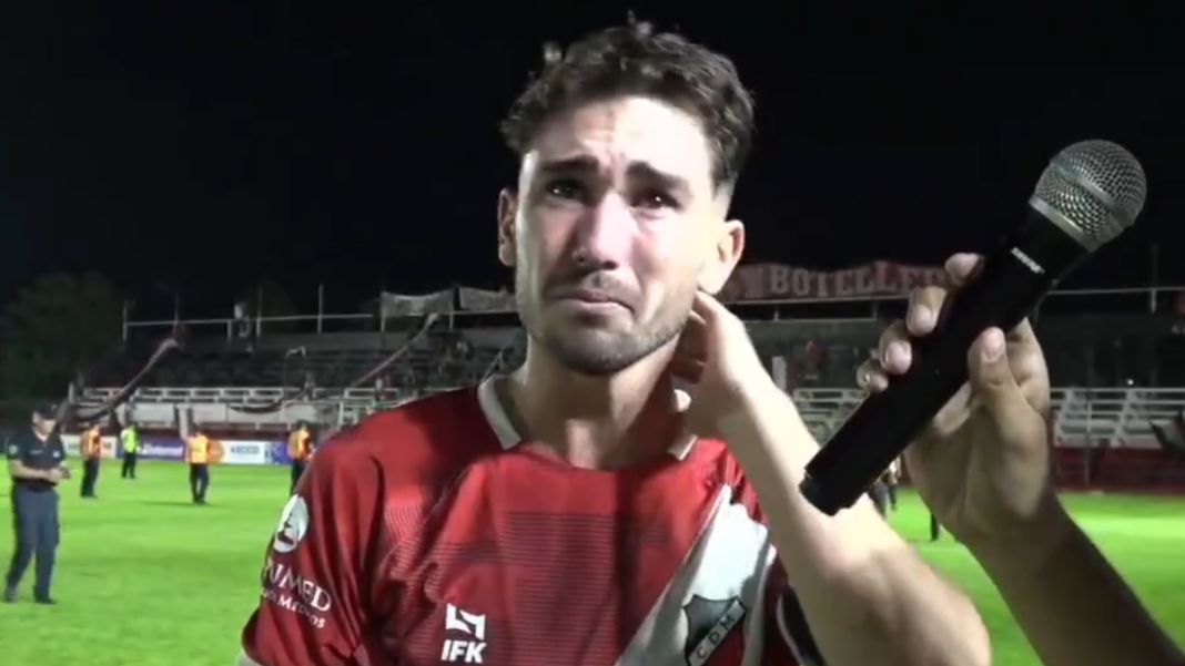 Marcelo Eggel, futbolista de Deportivo Maipú, formado en Newell's Old Boys.