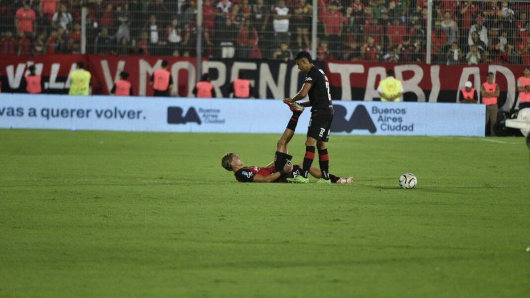 Nicolás Goitea, defensor de Newell's Old Boys, durante un partido.