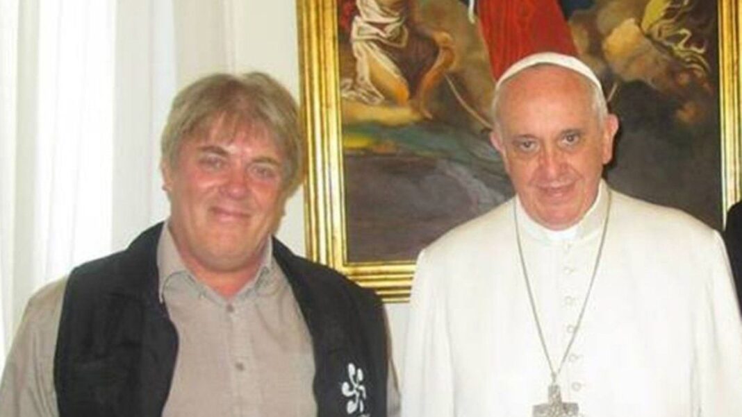 Presentación del libro La amistad no se negocia en Rosario con cartas del Papa Francisco