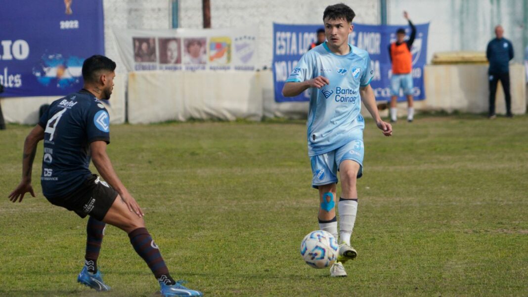 Partido de Primera C entre Leones FC y Argentino