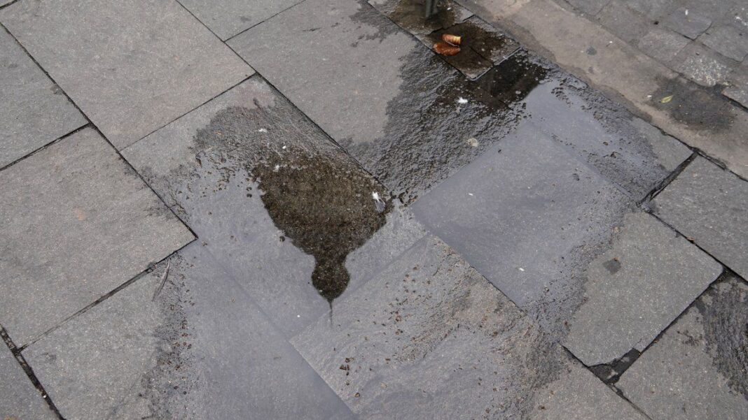 Mapa del pronóstico del tiempo con icono de nubes sobre la región de Santa Fe