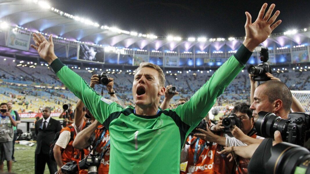Manuel Neuer, arquero de la selección alemana, durante un partido internacional